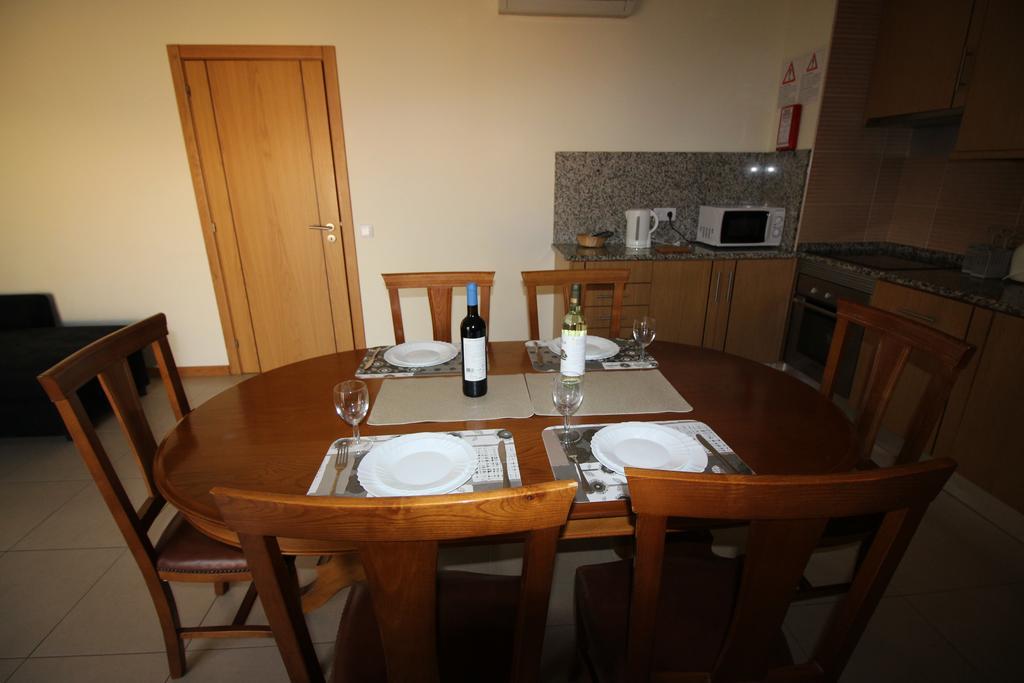 Oura Pereira Apartments 阿尔布费拉 外观 照片